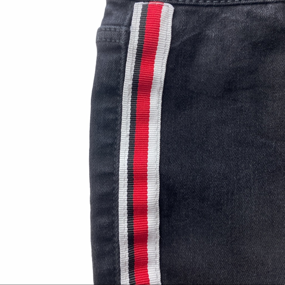 NWOT. Zara Trafaluc Black Denim Jeans. Size 8. - Picture 4 of 5